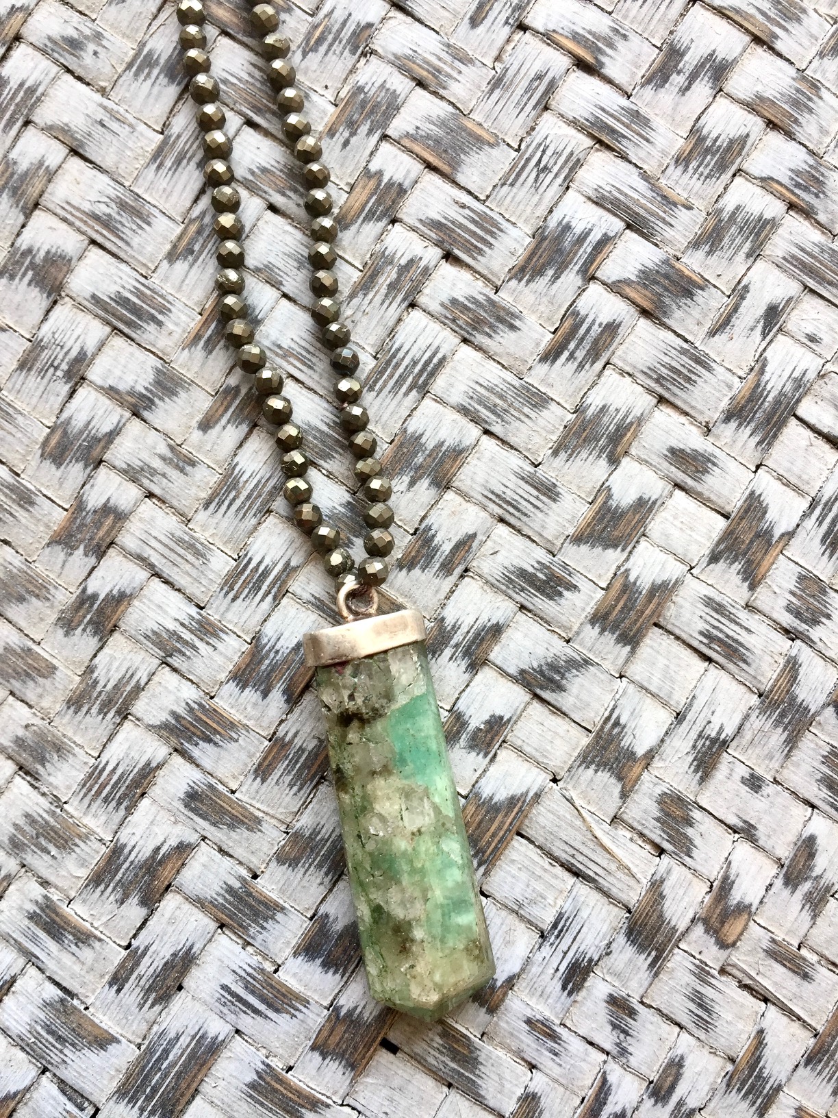 GREEN LOVE NECKLACE