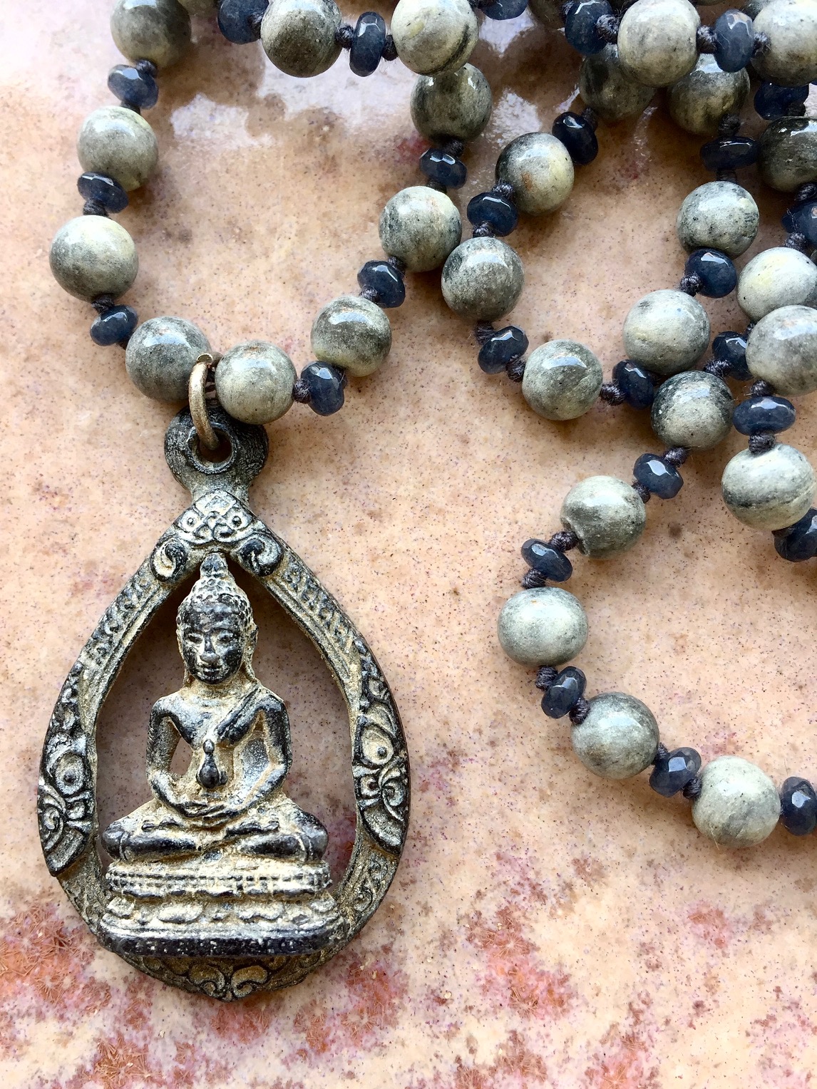 BUDDHA STILLNESS NECKLACE