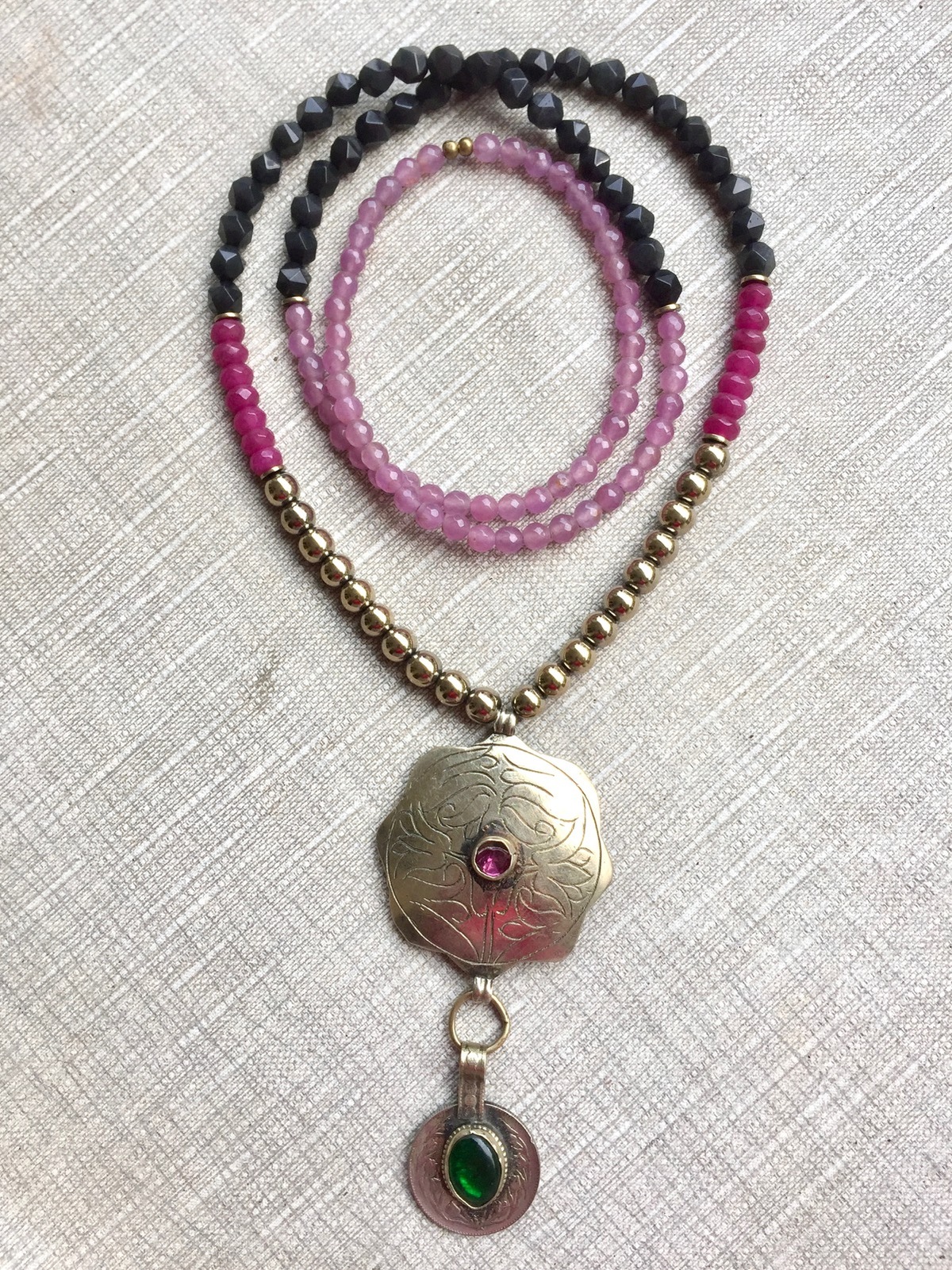 AFGHAN BOHO NECKLACE grey/purple