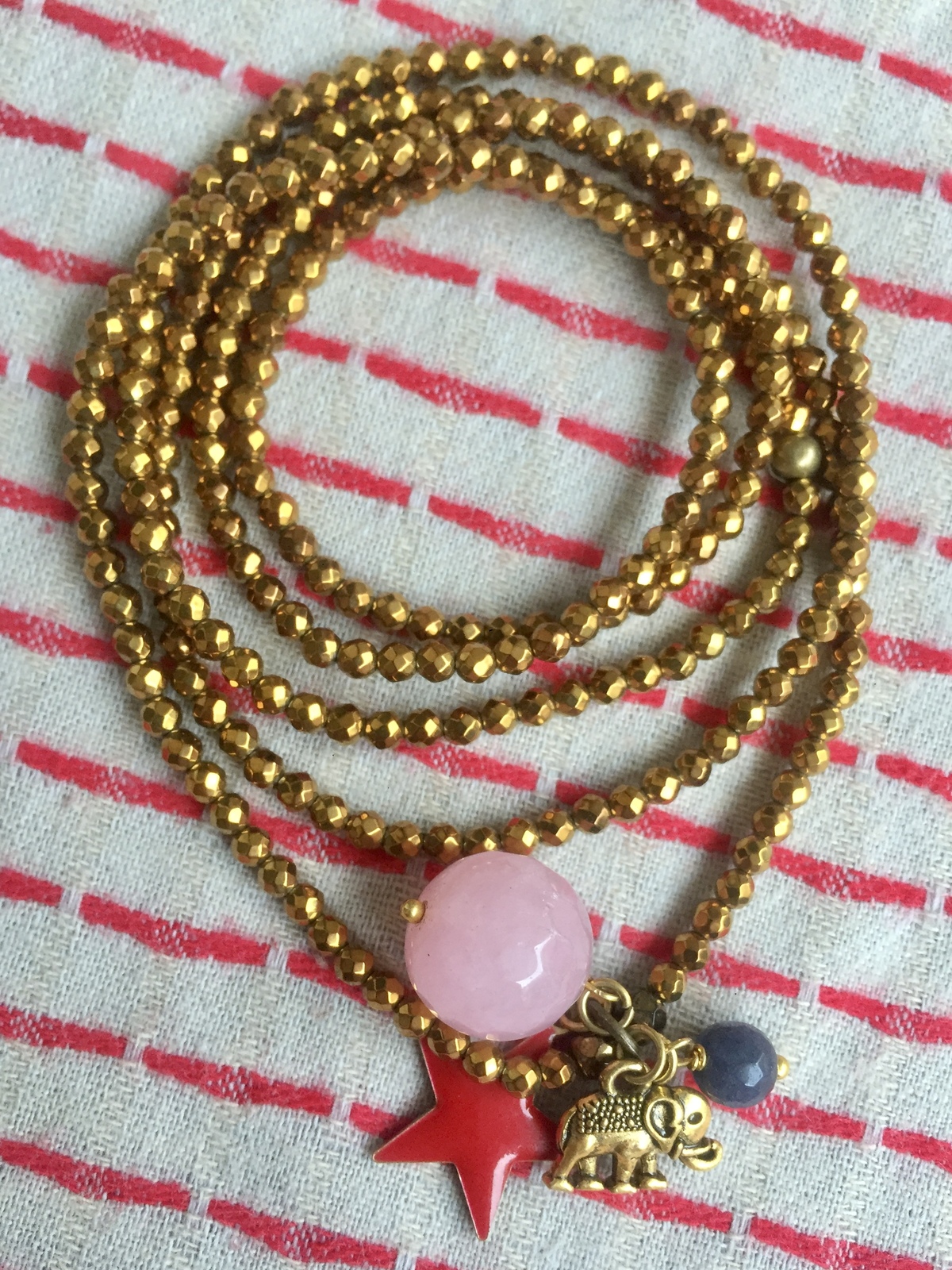 TAKE ME TO INDIA NECKLACE red star