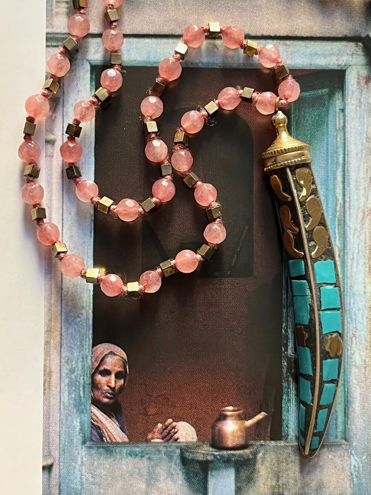 Sweet horn necklace rose